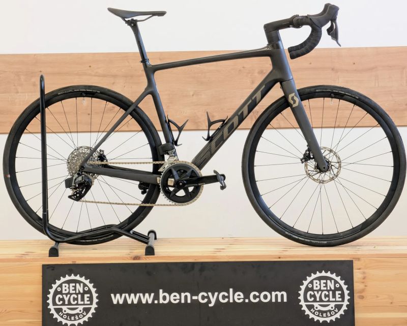Scott Addict 10 axs < 200 km