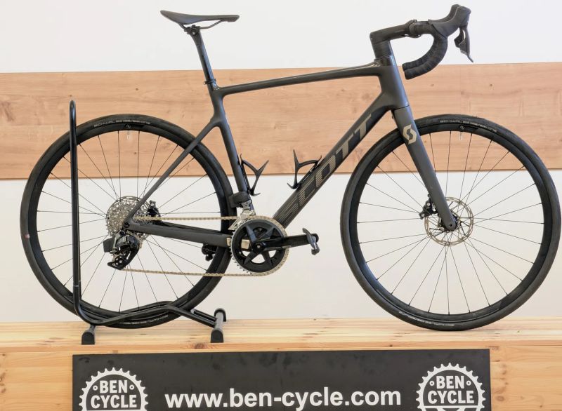 Scott Addict 10 axs < 200 km