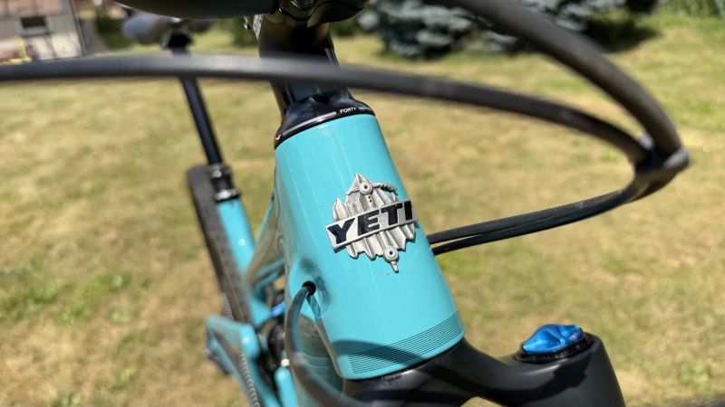Yeti SB 150 C-SERIES- minimálně jeté, top stav, mnoho upgradeů