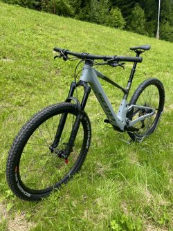 Scott Lumen eRIDE 910 – model 2025, velikost M – NOVÉ
