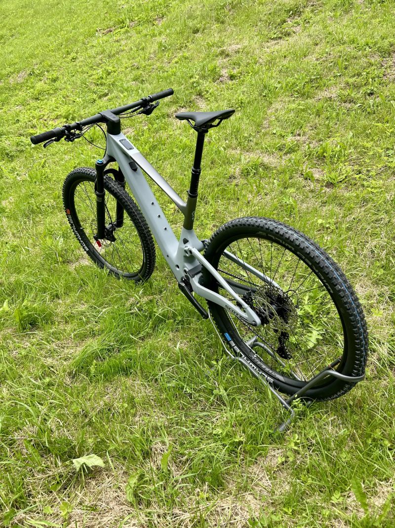 Scott Lumen eRIDE 910 – model 2025, velikost M – NOVÉ
