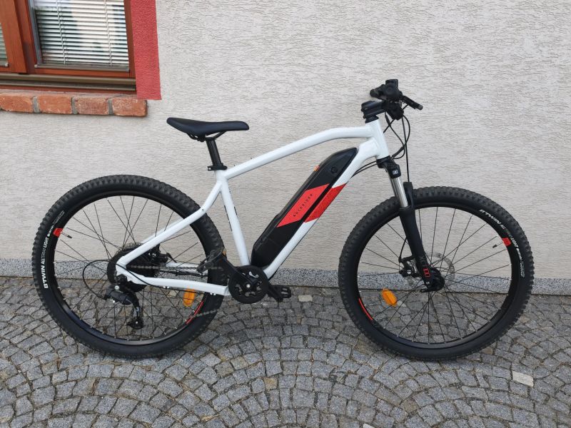 Rockrider 27,5 E-ST, vel.M v záruce