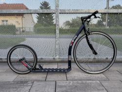 Kostka Race - Václav Pechr 28" / 20" ( PC: 17.990kč )