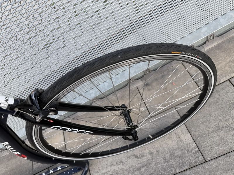 Kostka Race - Václav Pechr 28" / 20" ( PC: 17.990kč )