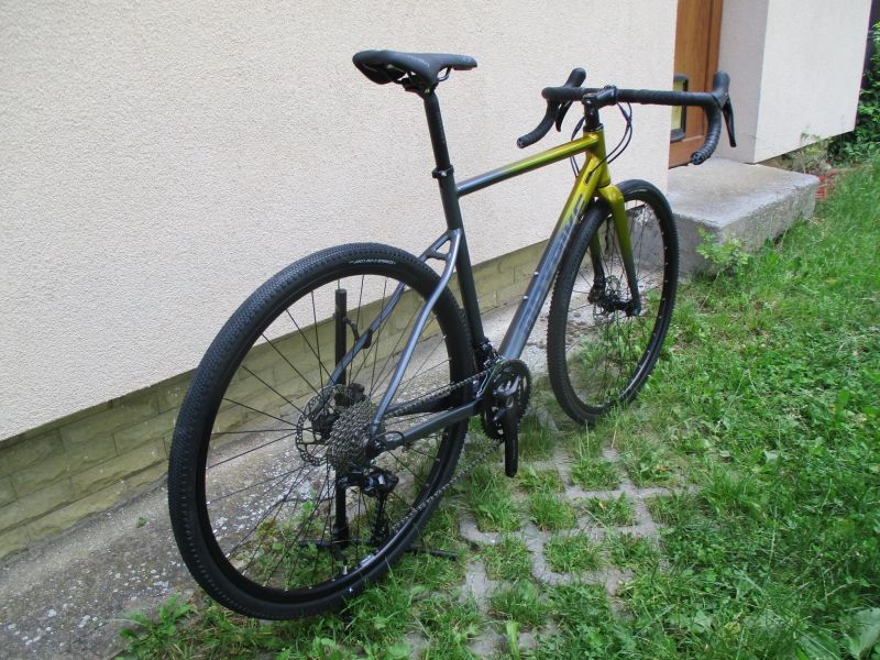 Nový gravel Maxbike Onyx vel. L, Shimano GRX400, hydraulické brzdy, pevné osy, celokarbon vidlice