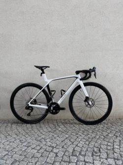 Trek Madone SL 6 Gen 8