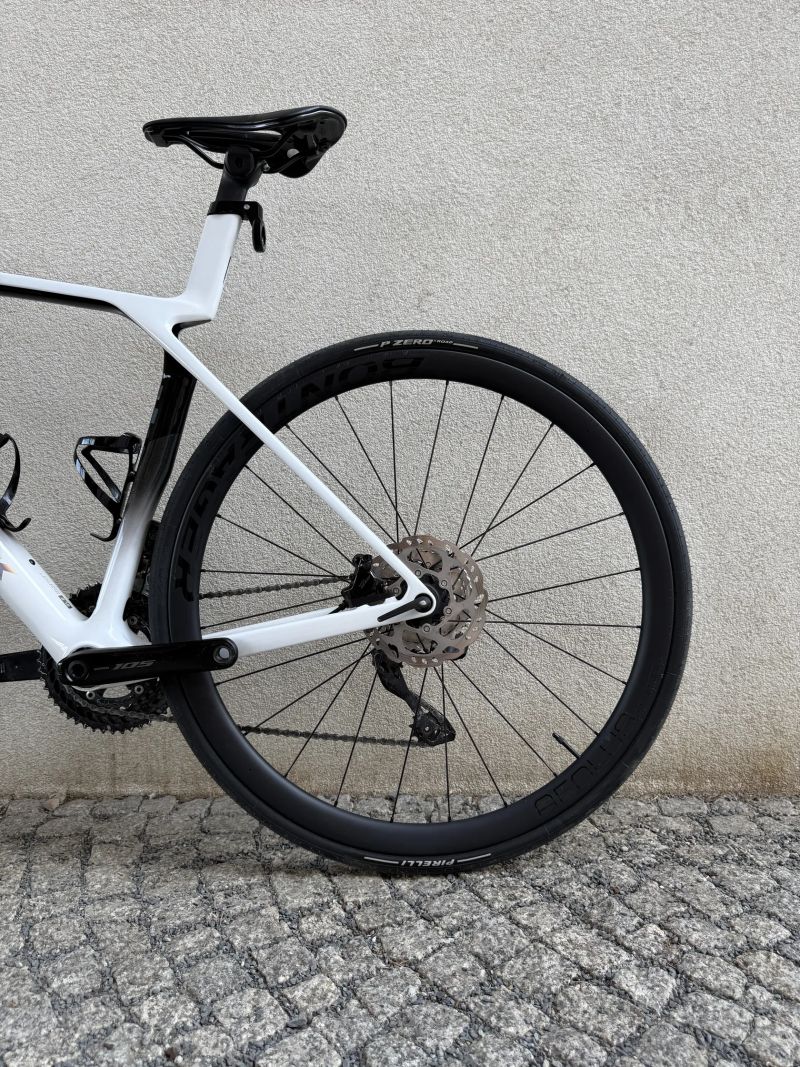 Trek Madone SL 6 Gen 8