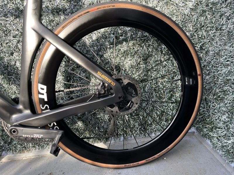 Canyon Aeroad CFR Disc Shimano Dura-Ace Di2