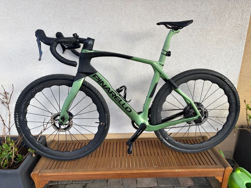 Pinarello Grevil F | vel.550 |