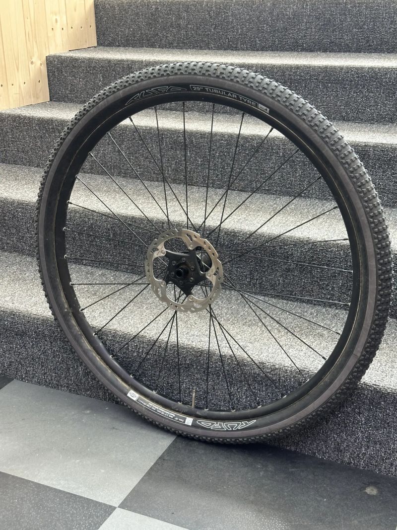 BH Ultimate 29 carbon | vel. M/L | FOX Performance | Rotor REX2 | 2 sady kol! | 10,55 kg