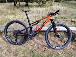BMC Fourstroke 01 ONE, flashfire