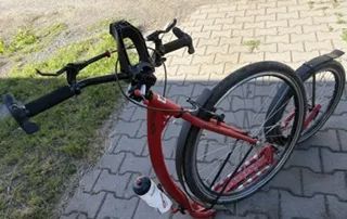 Prodám Dvě skládací Koloběžky KOSTKA TOUR MAX FOLD (G5) 
