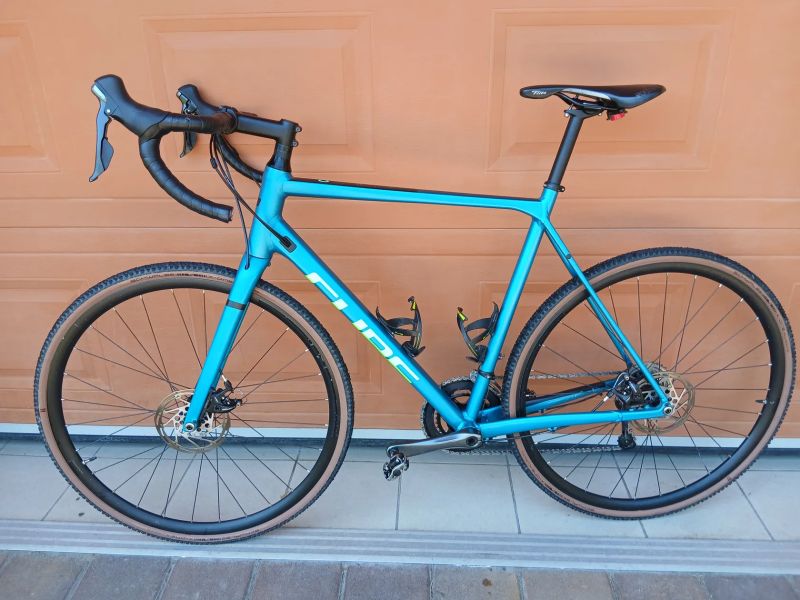 Cube Cross race