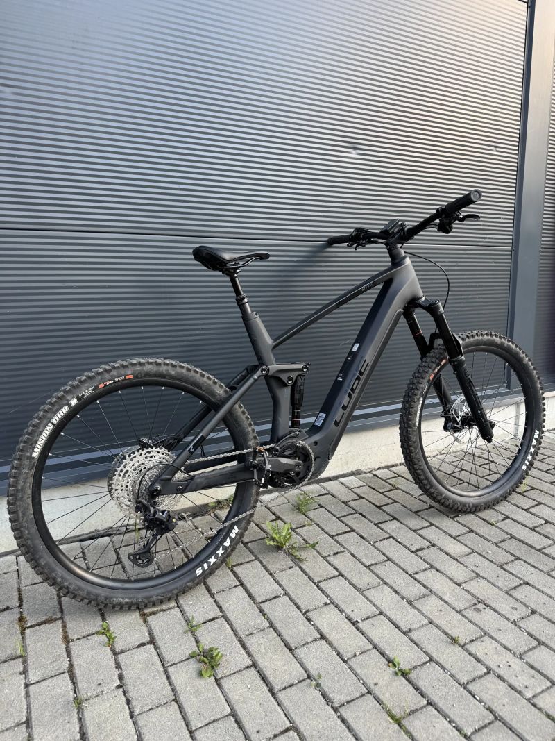 Cube stereo hybrid 160 HPC SLX 750 (300 km )