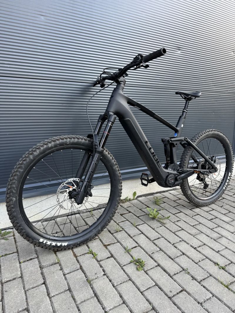 Cube stereo hybrid 160 HPC SLX 750 (300 km )