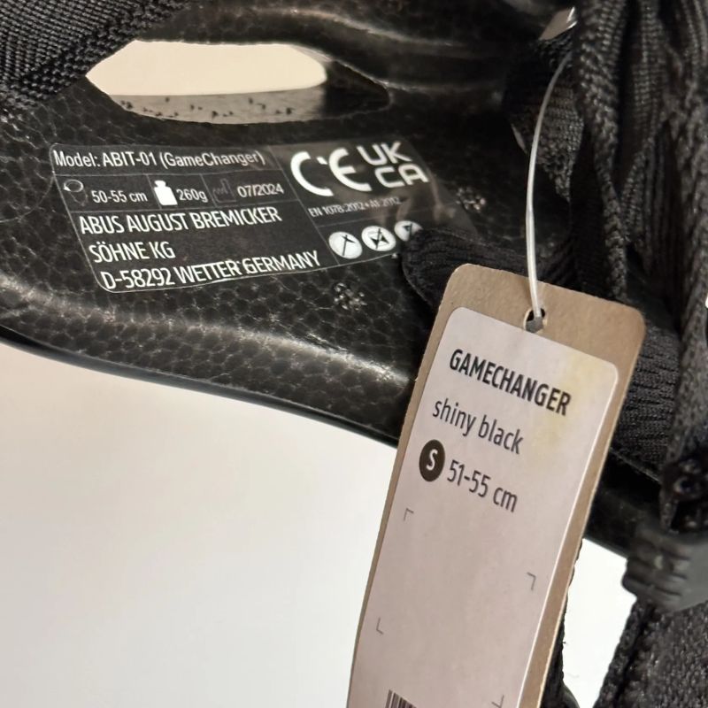 Cyklistická helma Abus Gamechanger Shiny Black vel. S