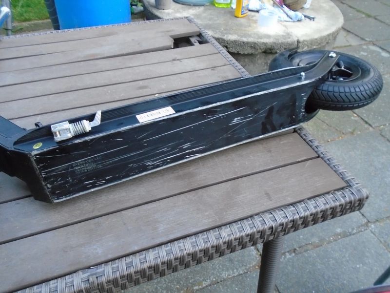 Razor A5 Air Odrážecí koloběžka černá pěkná PC: 2700 Kč