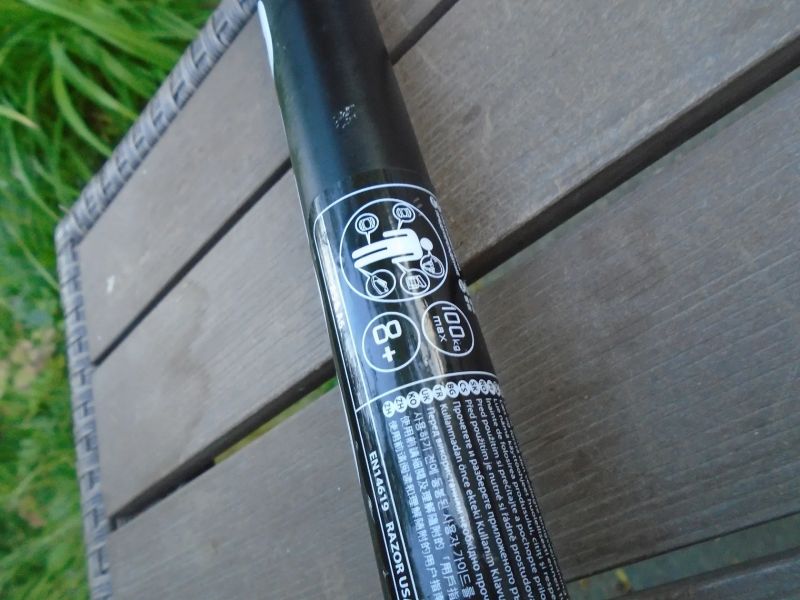 Razor A5 Air Odrážecí koloběžka černá pěkná PC: 2700 Kč