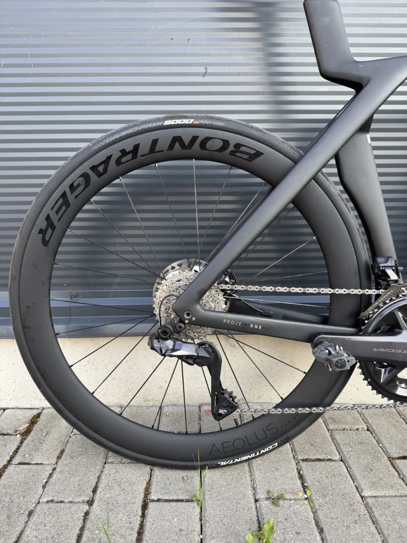 Trek Madone SLR 7 - Shimano Ultegra Di2