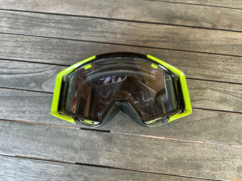 integrálka DEMON Podium MIPS vel. M 56-58cm + brýle DEMON