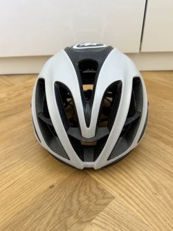 Silniční helma Kask 