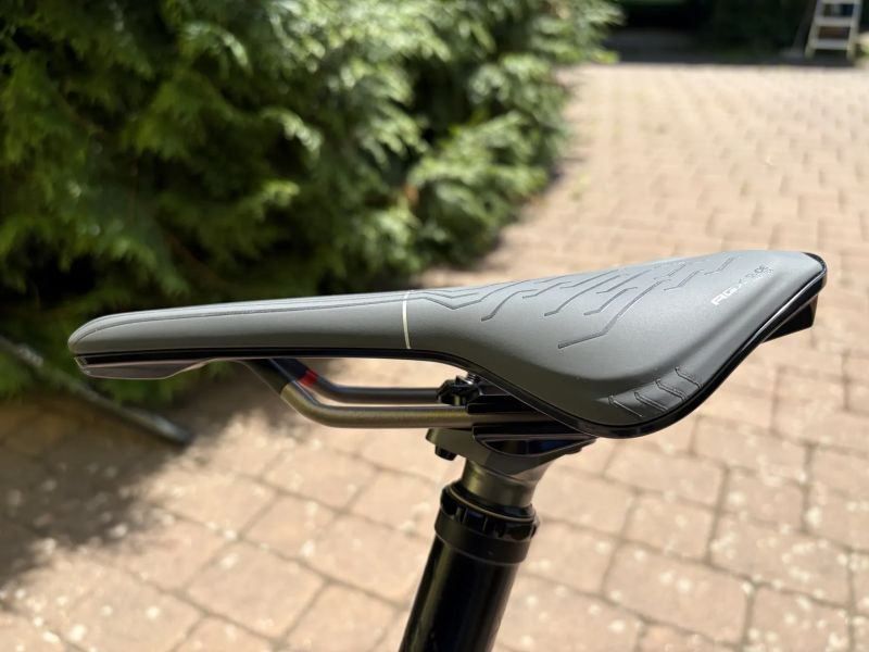 Prologo Nago R4 Pas AGX 137mm Tirox Slide control