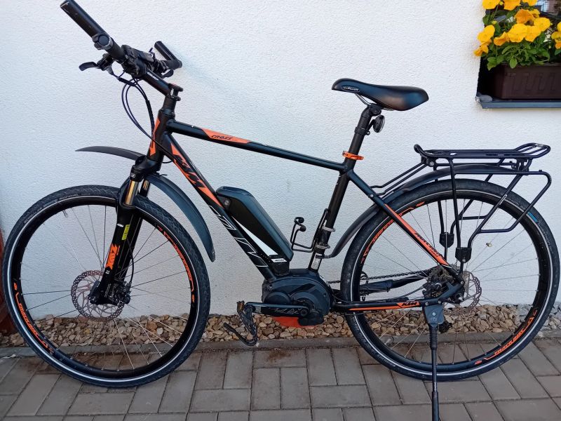 KTM Cross 9 Macina