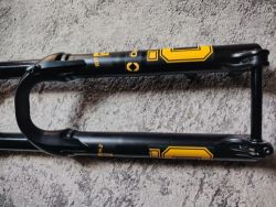 Ohlins RXF38 Air m.2 180mm