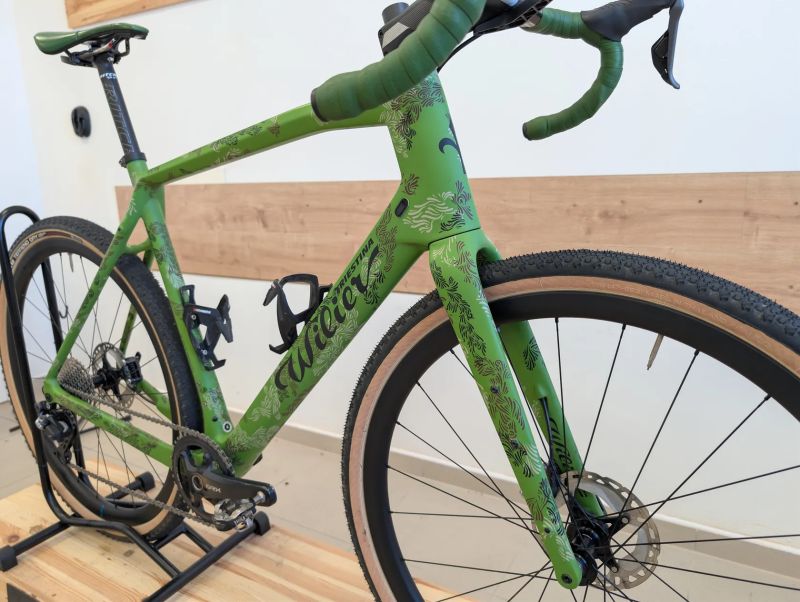 Wilier Jena D-Klein edition GRX di2 - karbonová kola