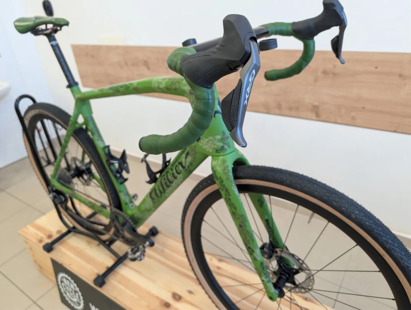 Wilier Jena D-Klein edition GRX di2 - karbonová kola