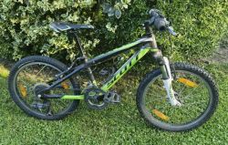 Scott Scale Junior 20´