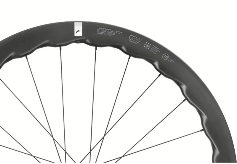 Fulcrum Soniq 42mm Carbon