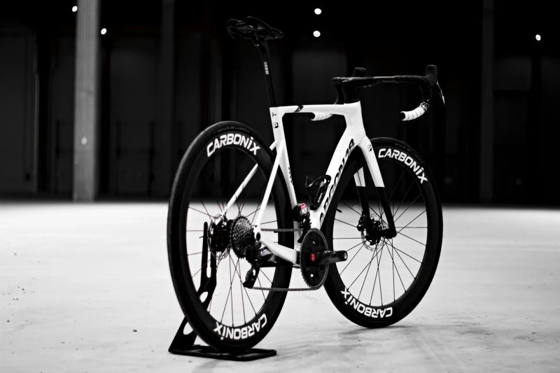 Argon 18 SUM, Sram Force AXS Etap 2x12 + Powermeter, Carbonix