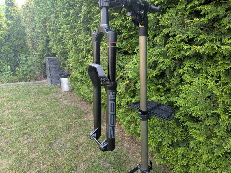 RockShox ZEB Select (model 2023+) – 170 mm (ÚPLNĚ NOVÁ)