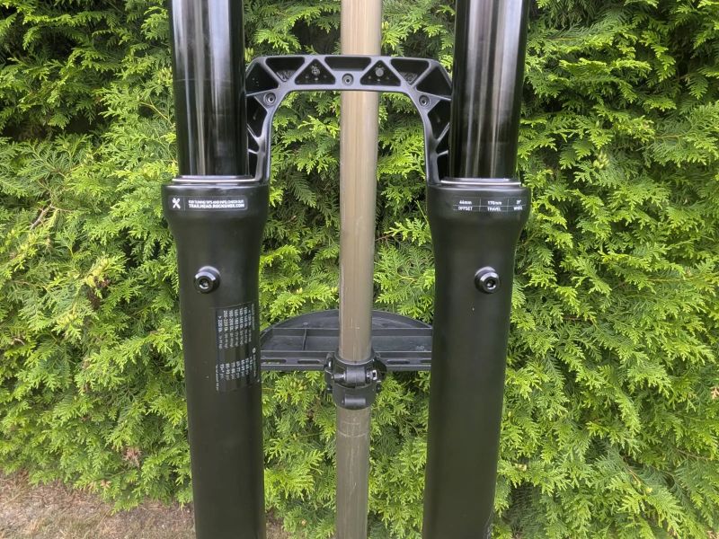 RockShox ZEB Select (model 2023+) – 170 mm (ÚPLNĚ NOVÁ)