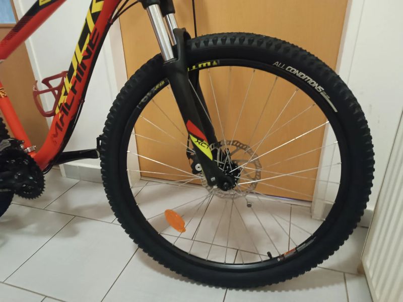 Rock Machine Storm e60