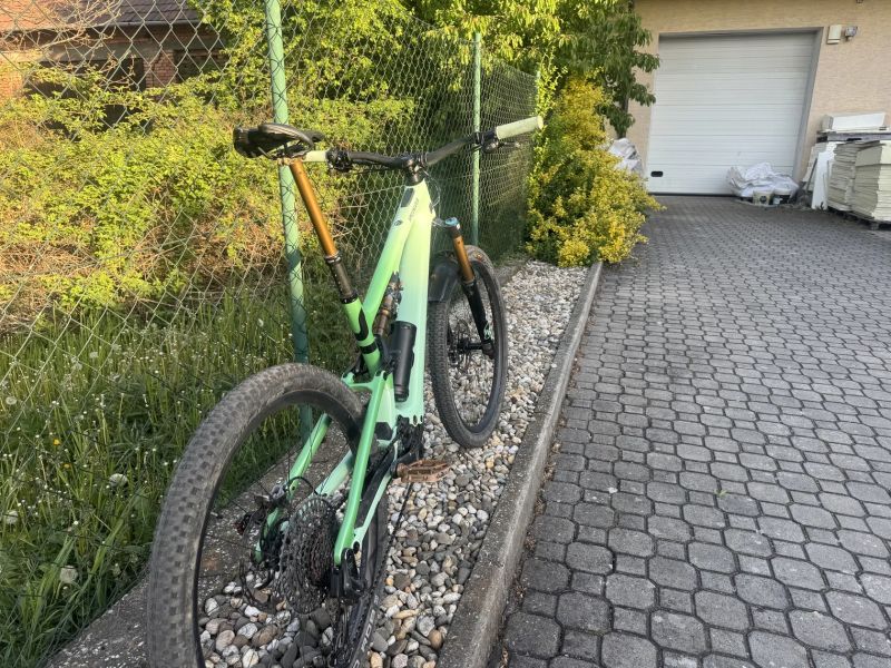 Specialized Turbo LEVO SL PRO CARBON