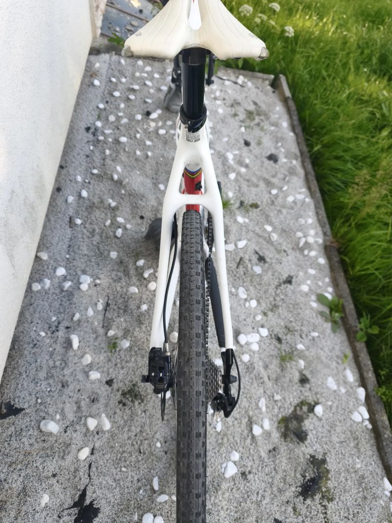 Karbonové fitness kolo/ Flatbar gravel 