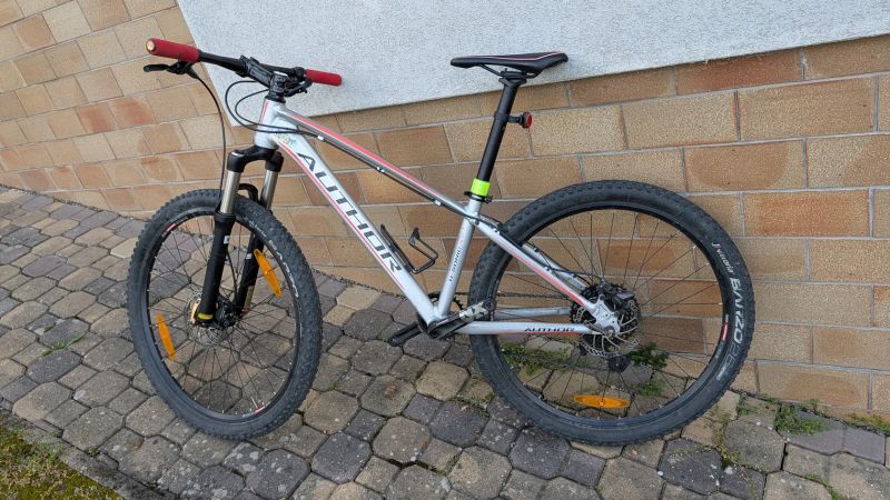 Juniorské MTB Author, odpružená vidlice (původní dám taky)