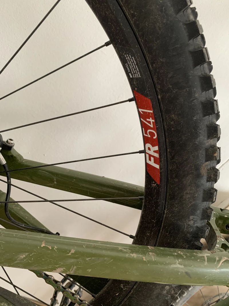 GT Sensor carbon expert