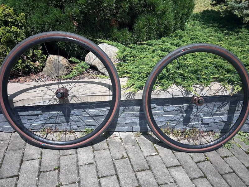 Bontrager Paradigm SL TLR 700C