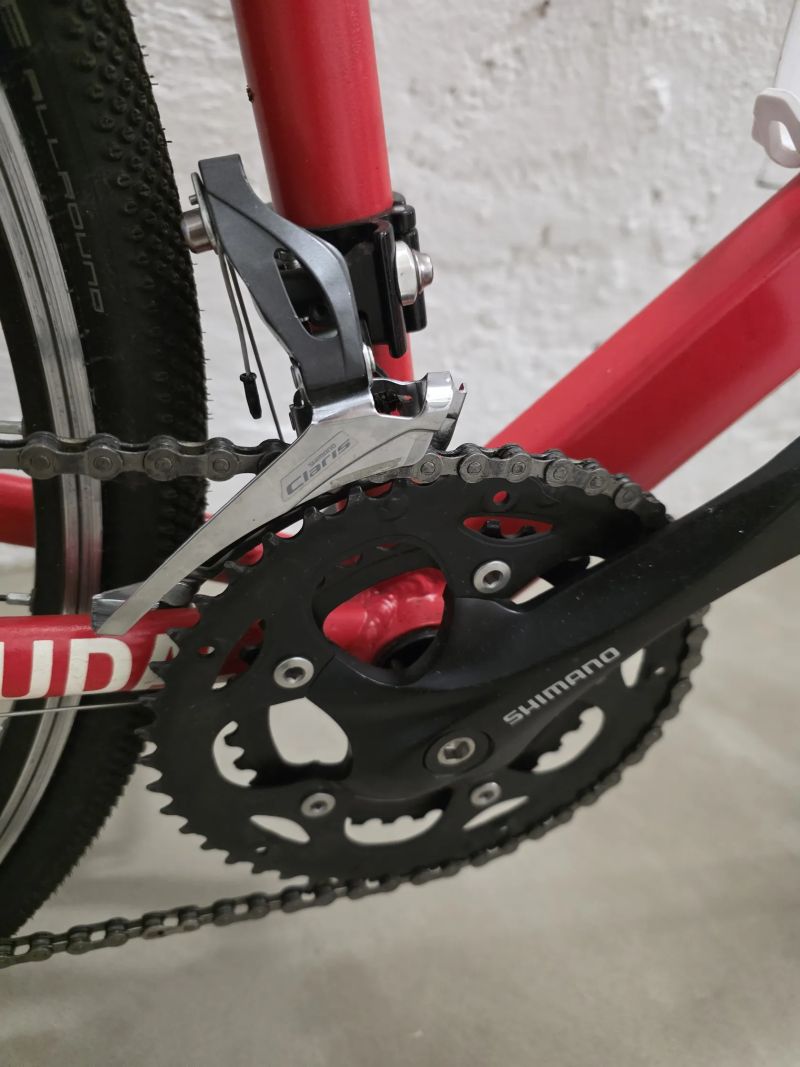Gravel kolo velikosti M