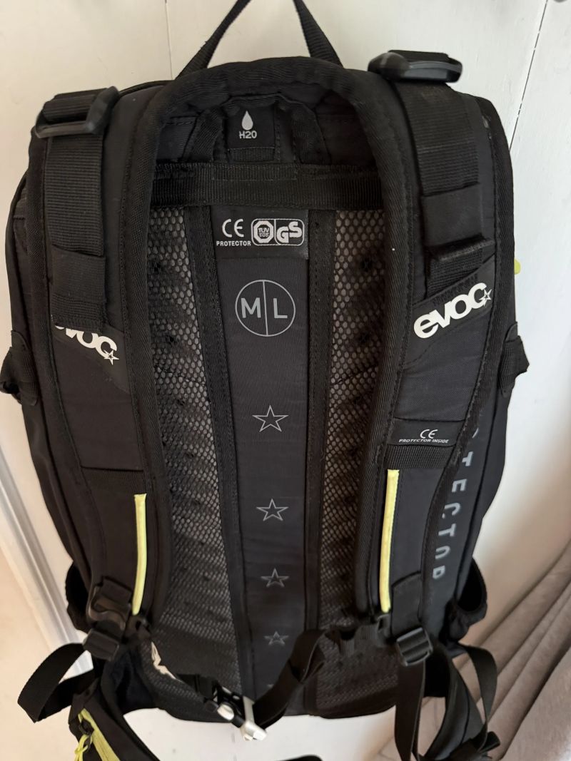 EVOC BATOH FR ENDURO BLACKLINE, 16L