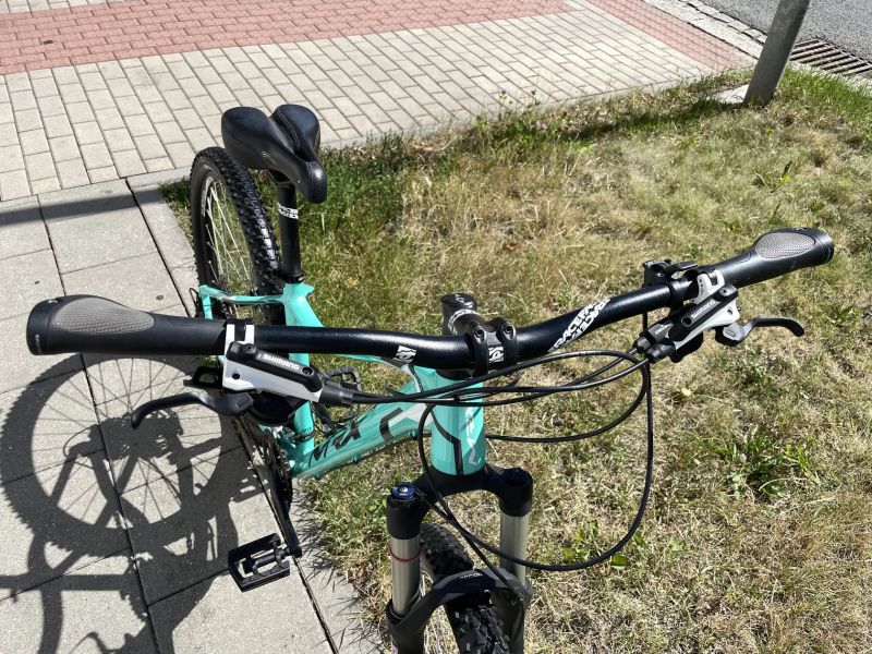 27.5" dámské horské kolo MRX Ekoma Lady rám 16" jak nové