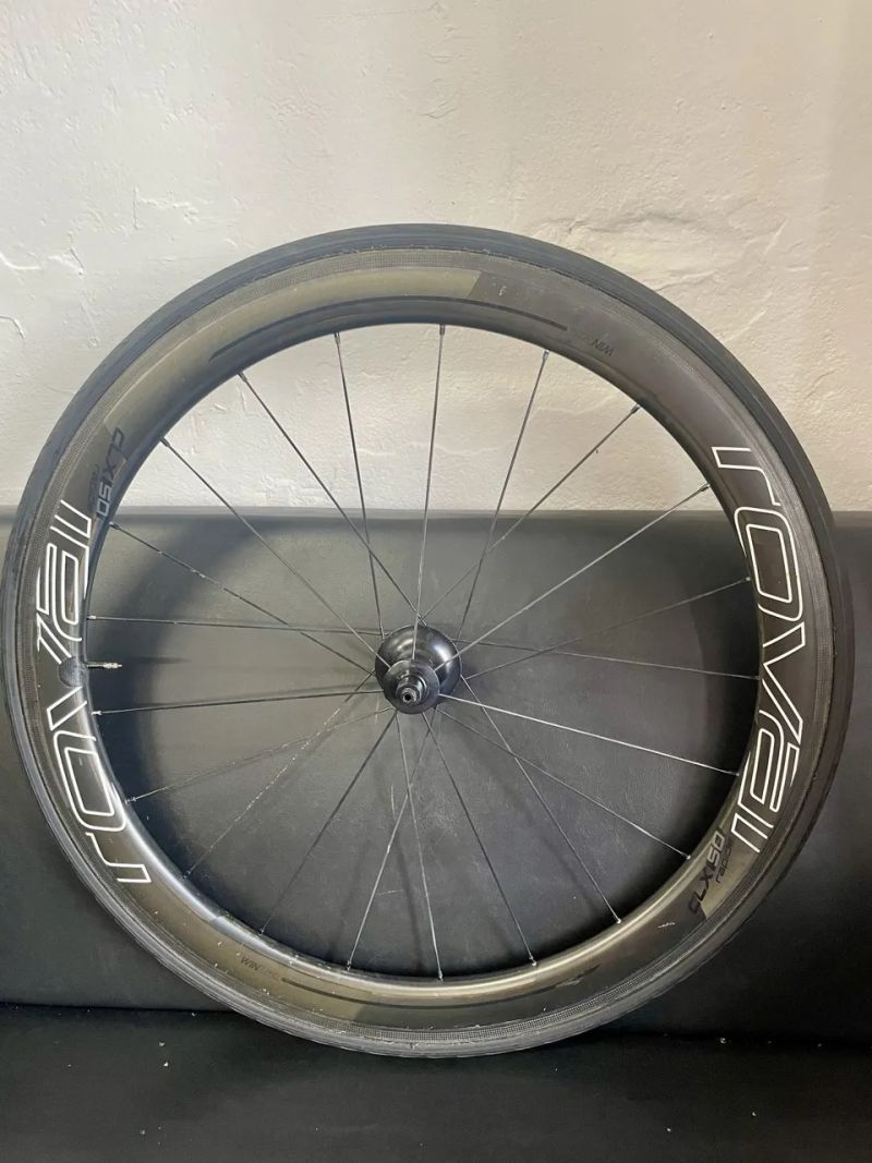 Karbonová kola Roval CLX 50 Rapide (galusky) – Skvělý stav