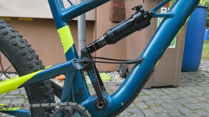 Kellys Thorx 30 | Shimano SLX, RockShox podvozek