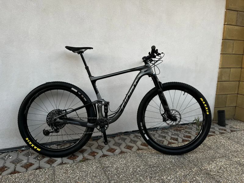 Giant Anthem Advanced Pro 29 1 (L) + Crankbrothers teleskopka