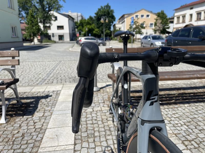 Lapierre Aircode DRS 7.0, ULTEGRA Di2 12s, karbonové výplety