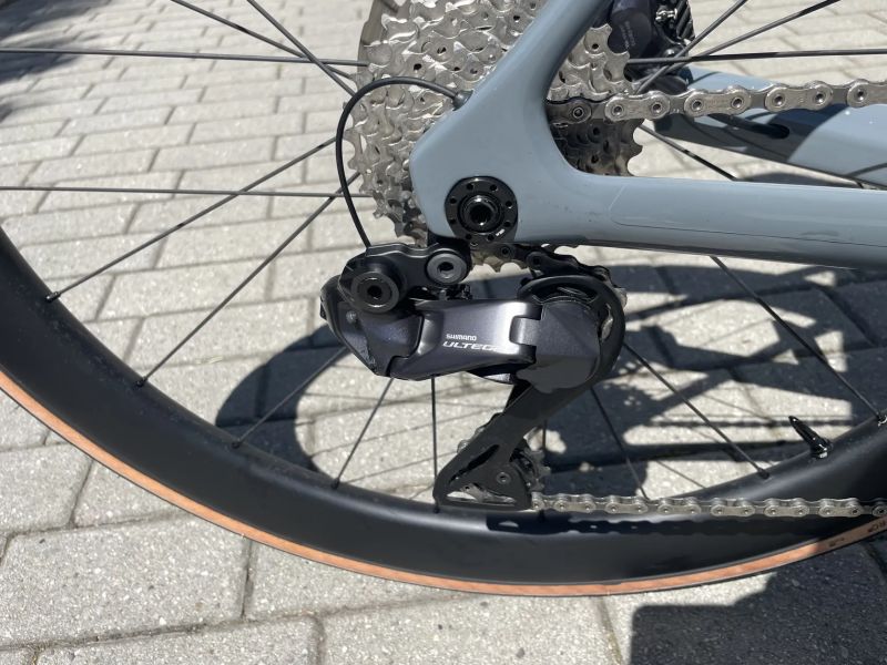 Lapierre Aircode DRS 7.0, ULTEGRA Di2 12s, karbonové výplety