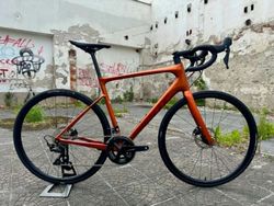 GIANT DEFY Advanced 2 2022, Amber Glow - vel. M/L
